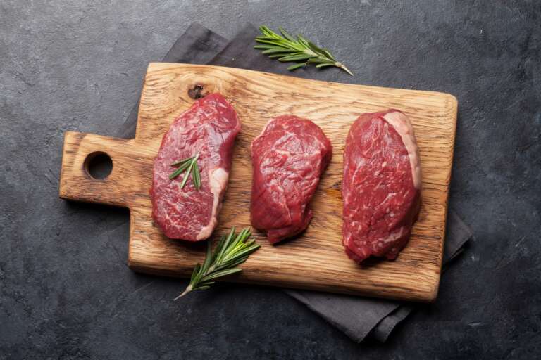 De janeiro a julho de 2025, Mato Grosso exportou 458,3 mil toneladas de carne bovina para 81 países, com a China como principal destino.