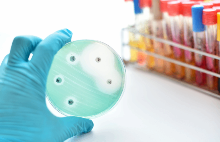MAPA alerta sobre uso de Antimicrobianos