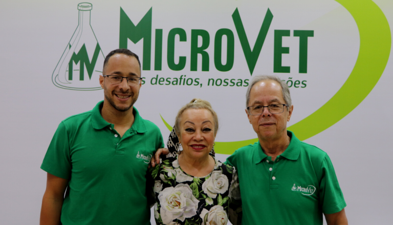 Laboratório MicroVet inicia processo de sucessão familiar