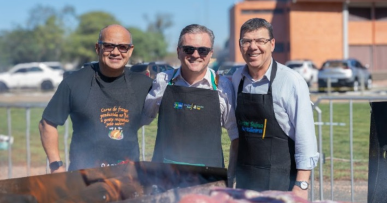Carnes de aves e suínos ganham destaque no churrasco em campanha da ABPA