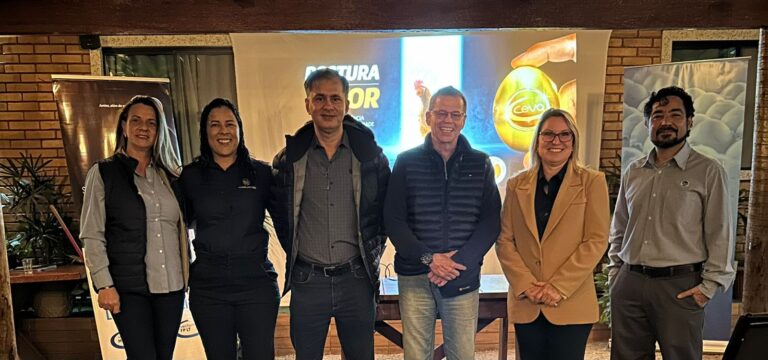 Ceva promove evento sobre sanidade aviária em Santa Maria de Jetibá