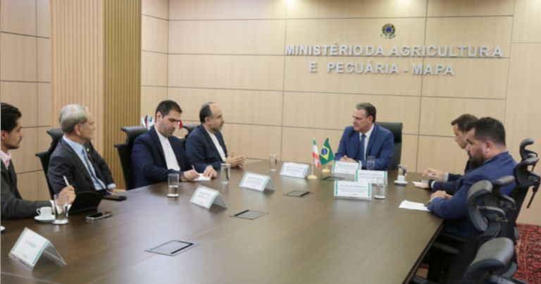 Ministro Carlos Fávaro discute ampliação do comércio agropecuário com embaixador do Irã