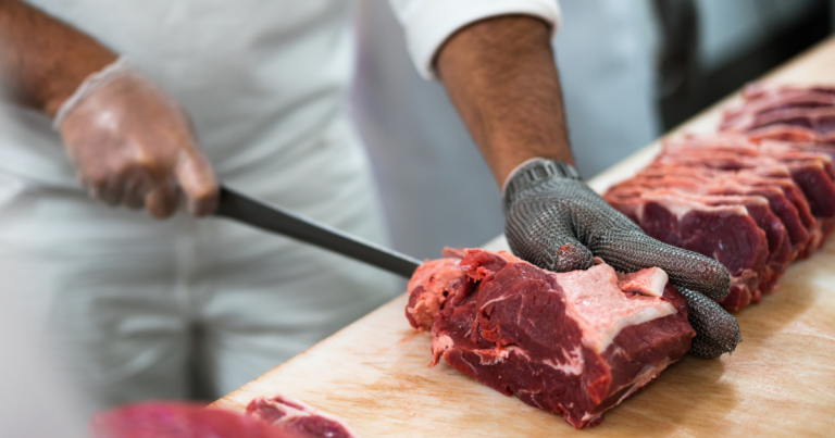 Carne bovina lidera exportações do setor de carnes no agro paulista