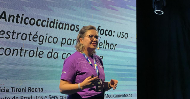 Coccidiose sob controle exige estratégia e manejo eficaz, aponta especialista da Phibro