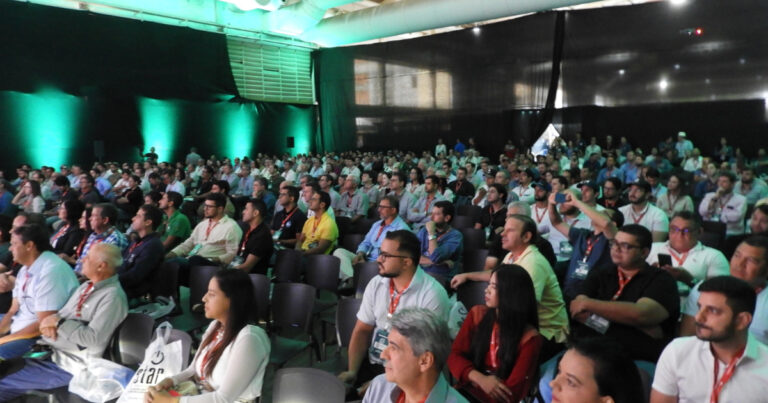 “Se mercados vierem com força, arroba pode chegar a R$ 450”, diz pesquisador