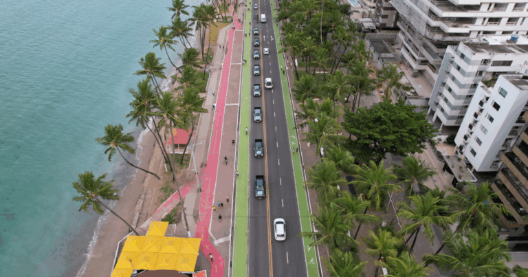 Encorte 2025 movimenta até a orla de Maceió