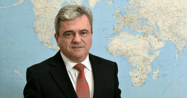 Prontidão, coordenação e transparência