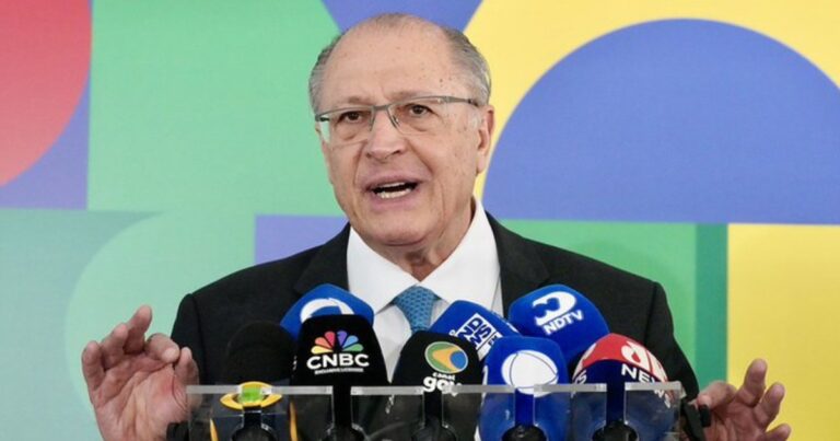 “Vamos acelerar o processo”, diz Alckmin sobre retirada de mais produtos do tarifaço