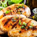 Dia Mundial do Frango: Brasil consolida liderança global com avanço das exportações e consumo recorde
