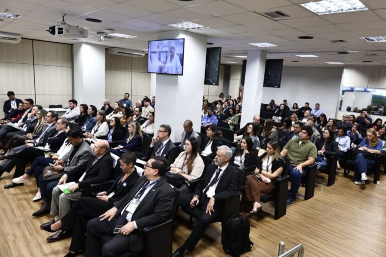 Inovação e competitividade marcam primeiro dia do Workshop de Saúde Animal em Brasília