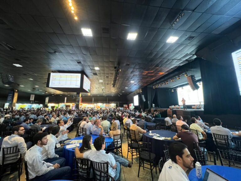 Feedlot Summit Brazil 2026 debate em Goiânia principais desafios da pecuária