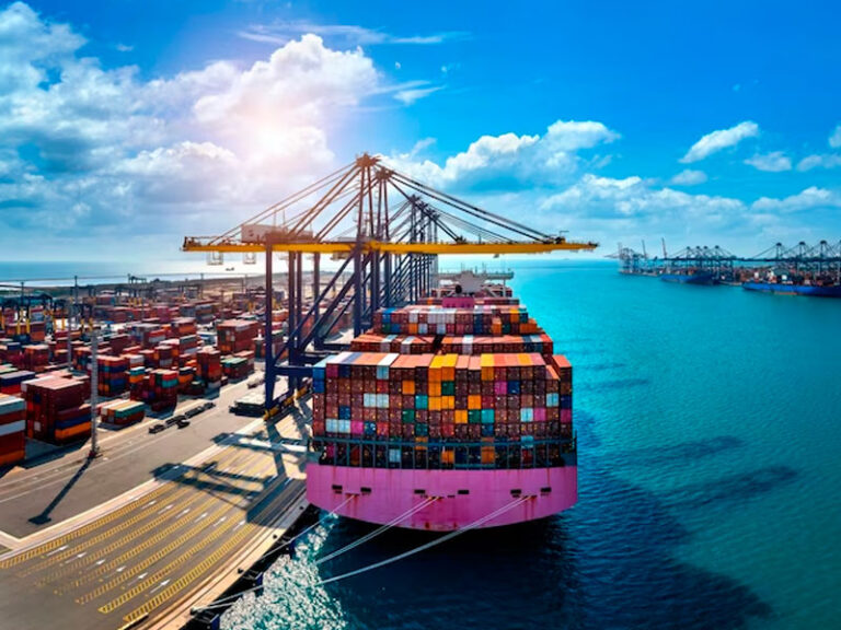 Exportações do Rio somam US$ 45 bilhões; setores fora do petróleo avançam 20%