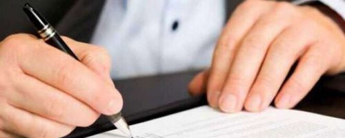 assinando-documento (1)